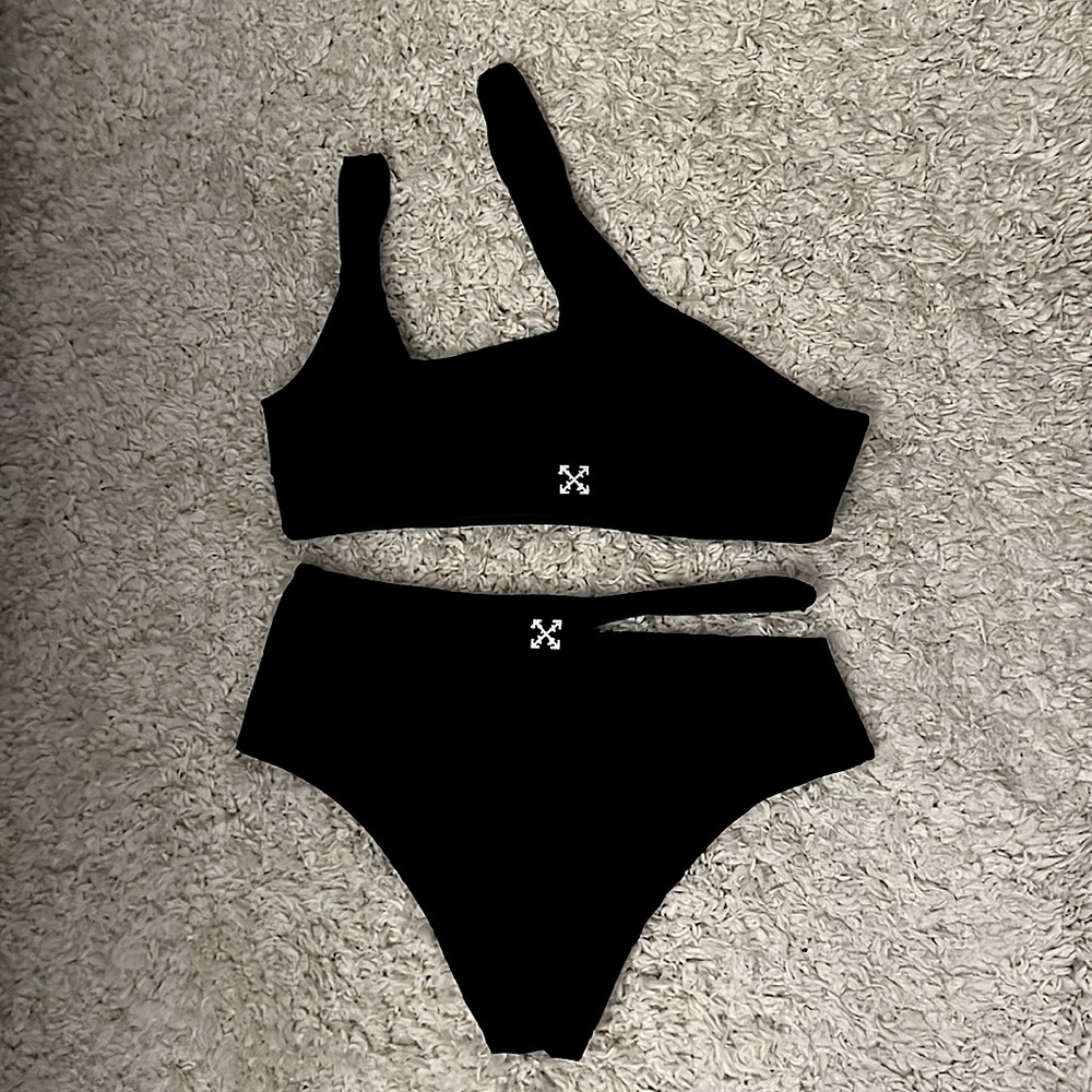 Black Off-white bikini swim
